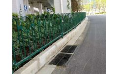 园林绿化护栏 构筑景观防线，精细养护管理